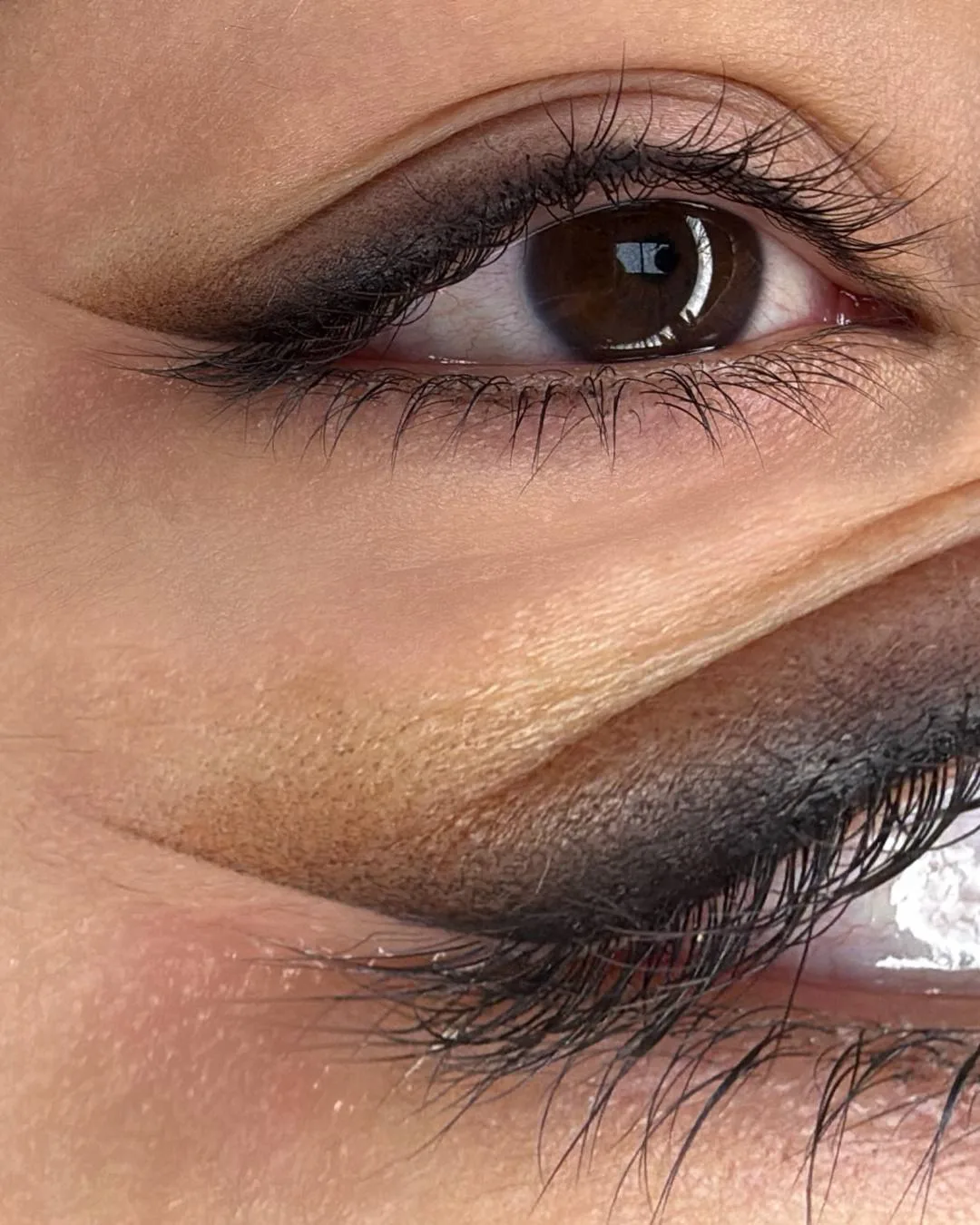 Cansu Durkun Shading Liner — Eyeliner kalıcı makyaj uygulaması